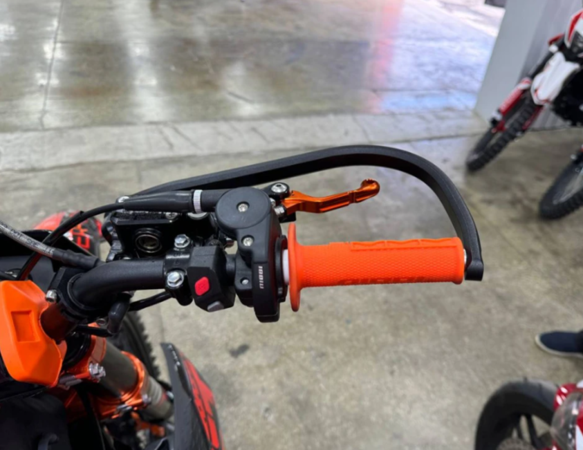 Кроссовый мотоцикл FAIDET PR300 MAX WP в Архангельске