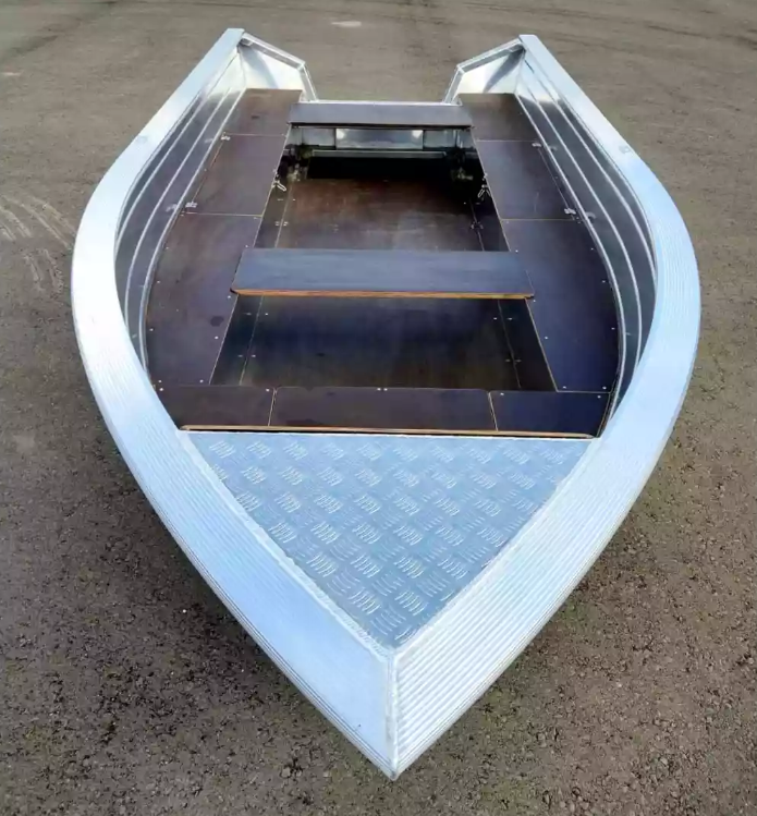 Алюминиевая лодка Неман-400 в Архангельске