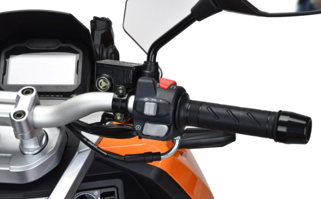 Скутер MOTOLAND (МОТОЛЕНД) T-MAX 150 в Архангельске