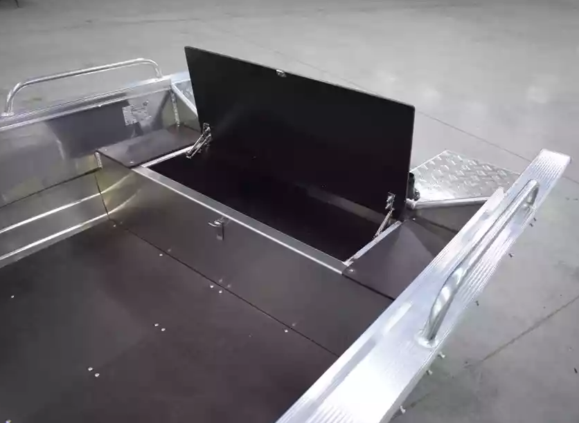 Алюминиевая лодка  Wyatboat-430 Р в Архангельске