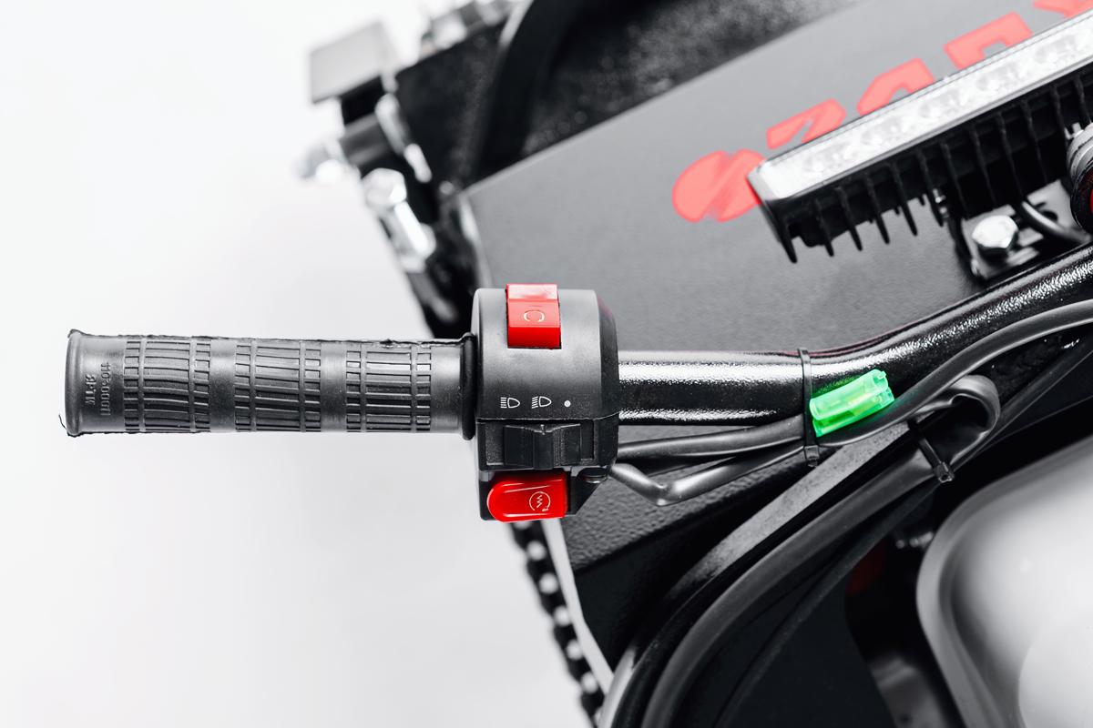 МОТОБУКСИРОВЩИК IKUDZO 1100/380 К7 в Архангельске