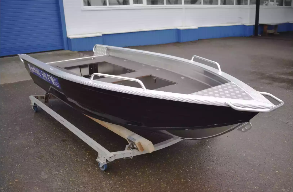 Алюминиевая лодка Wyatboat-390РМ в Архангельске