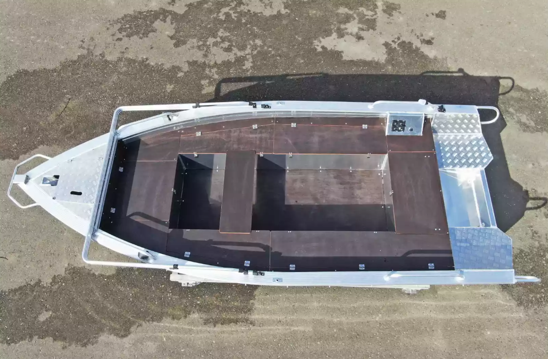 Алюминиевая лодка Wyatboat-390РМ в Архангельске