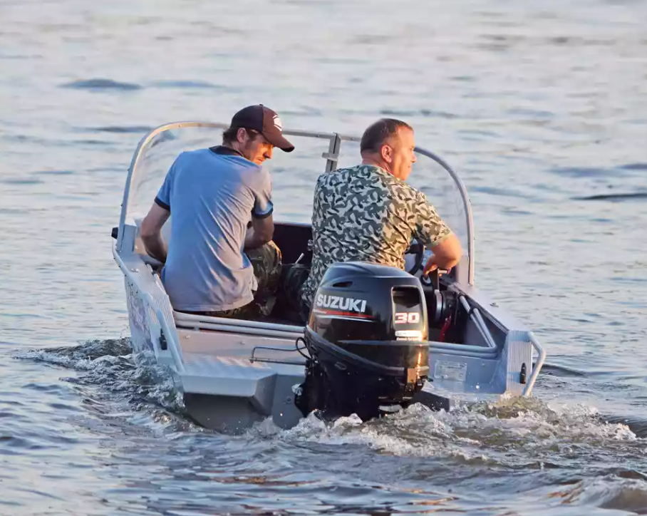 Алюминиевая лодка Wyatboat-390 DCM в Архангельске