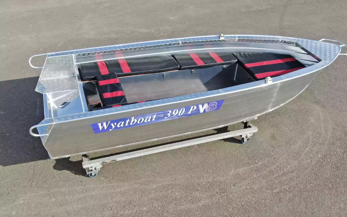 Алюминиевая лодка Wyatboat-390РМ увеличенный борт в Архангельске