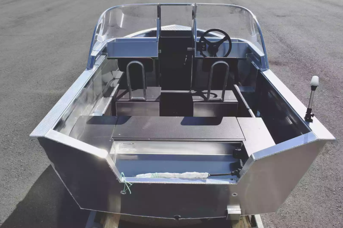 Алюминиевая лодка  Неман-400 DCM в Архангельске