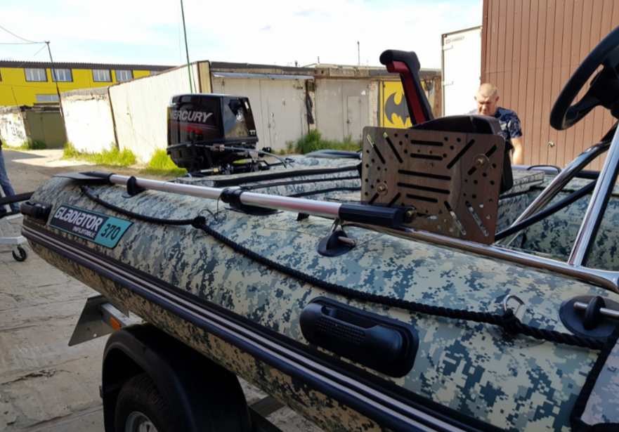 НАДУВНАЯ ЛОДКА GLADIATOR C370AL в Архангельске