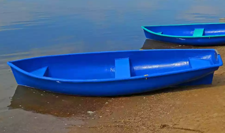 Стеклопластиковая лодка Омуль в Архангельске