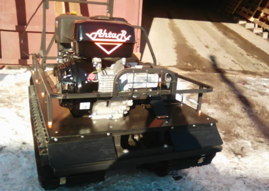 Мотобуксировщик AhtaR L 9 в Архангельске