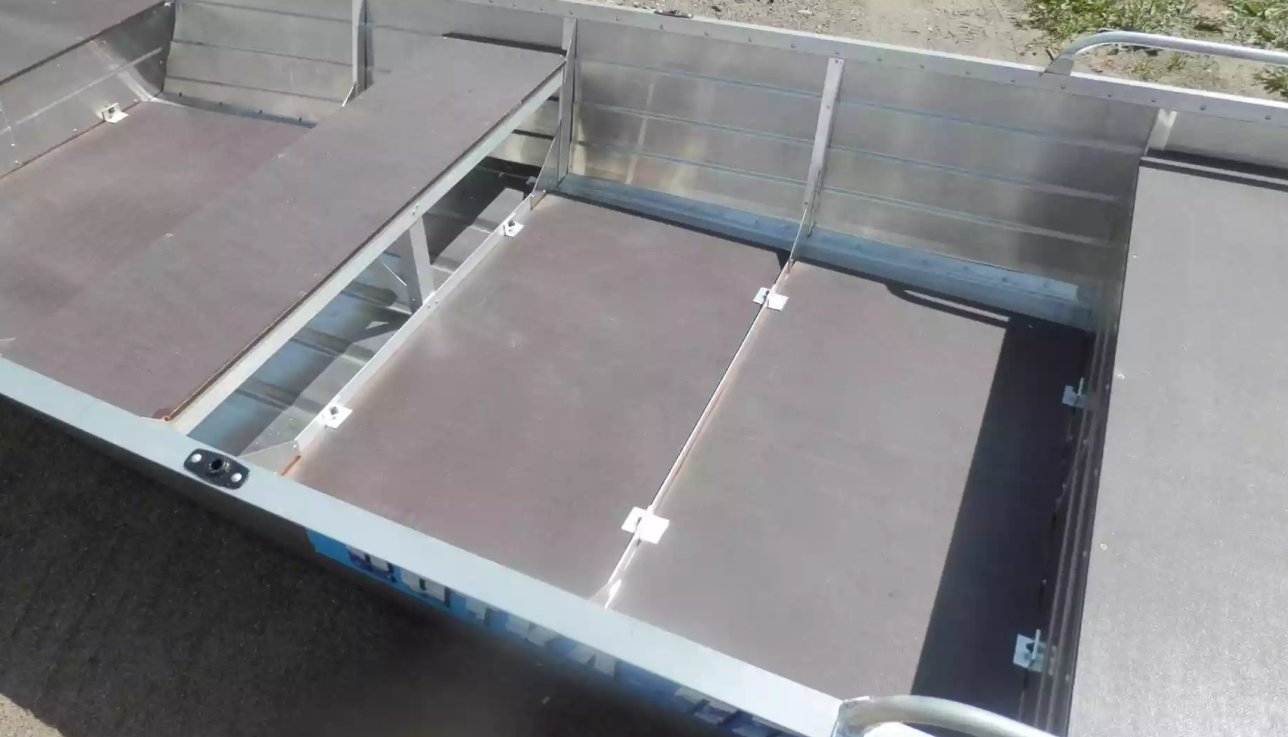 Алюминиевая лодка Вятка-Профи 32 в Архангельске