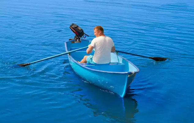 Стеклопластиковая лодка Омуль в Архангельске