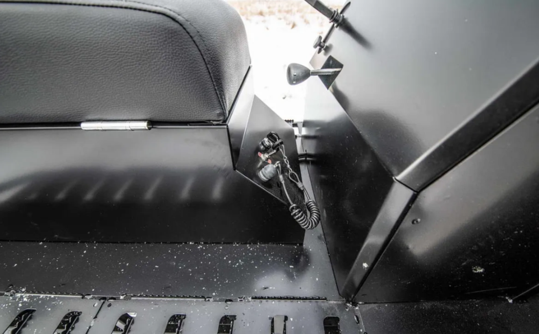 Снегоход АРКТИК 4Т в Архангельске