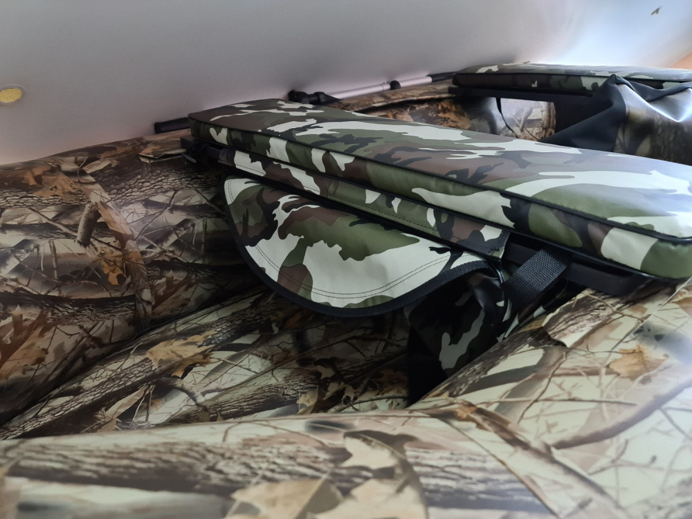 КОМПЛЕКТ МЯГКИХ НАКЛАДОК С СУМКОЙ ДЛЯ ЛОДОК 80Х20 КАМУФЛЯЖ в Архангельске