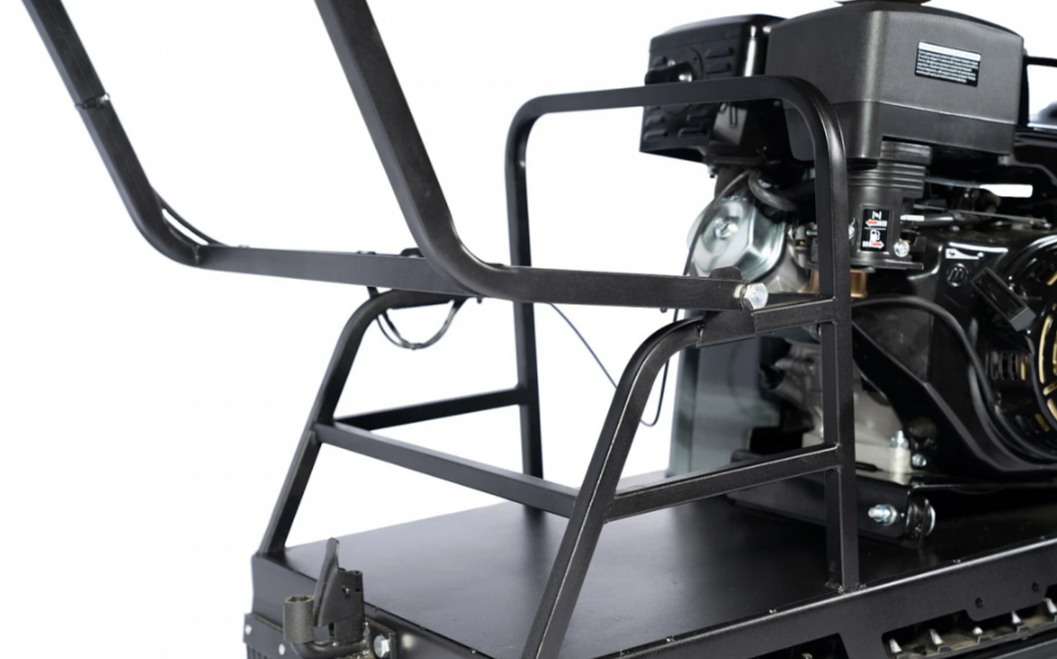 Мотобуксировщик БУРЛАК-M2 LFK 13 л.с. с эл/зап (передний привод, катки) в Архангельске