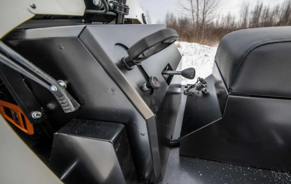 Снегоход АРКТИК 4Т в Архангельске