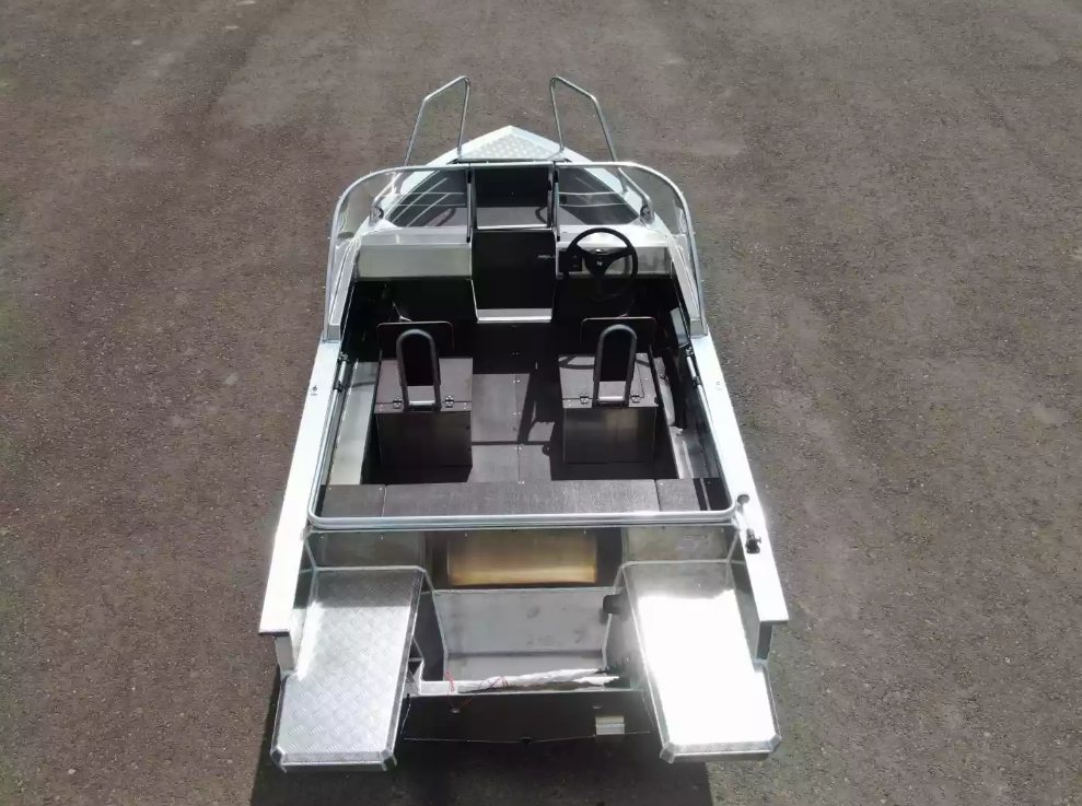 Алюминиевая лодка  Неман-400 DCM NEW в Архангельске