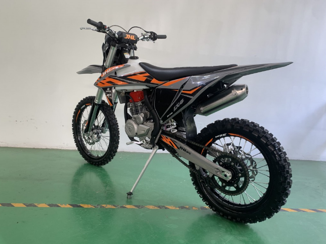 Мотоцикл JHLMOTO JHL LX4 CB300RL (175FMN) в Архангельске