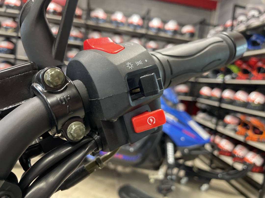 Мопед PROMAX CB150R (49) в Архангельске