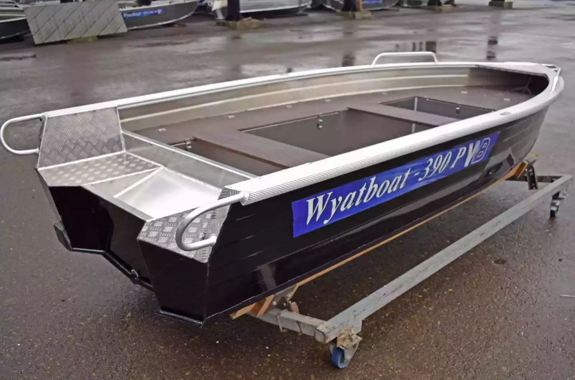 Алюминиевая лодка Wyatboat-390РМ в Архангельске
