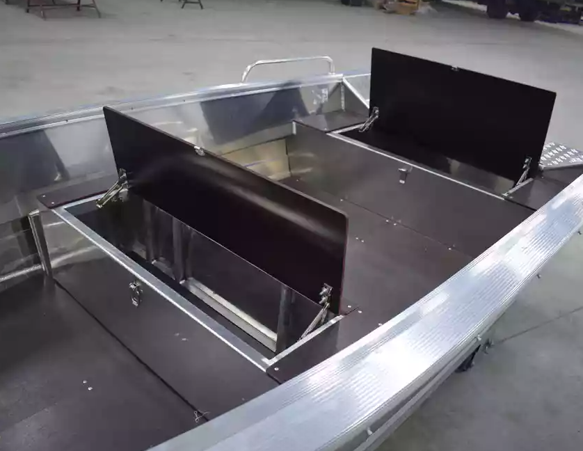 Алюминиевая лодка  Wyatboat-430 Р в Архангельске