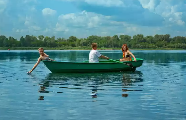 Стеклопластиковая Лодка Голавль в Архангельске