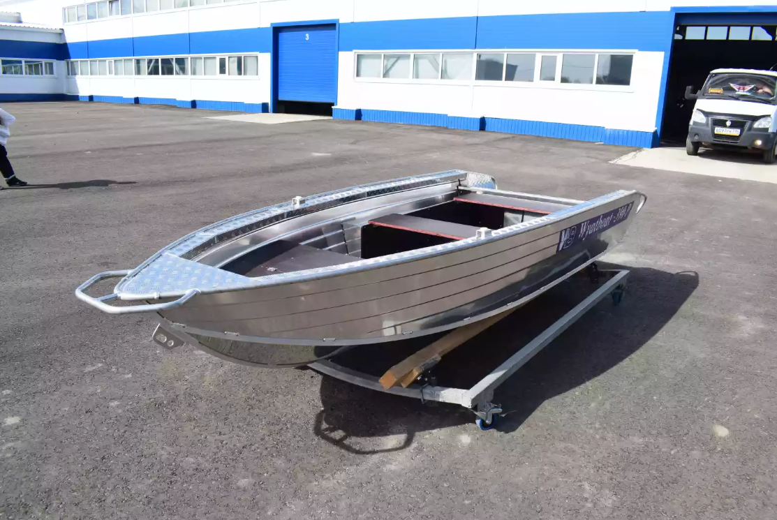 Алюминиевая лодка Wyatboat-390 P в Архангельске