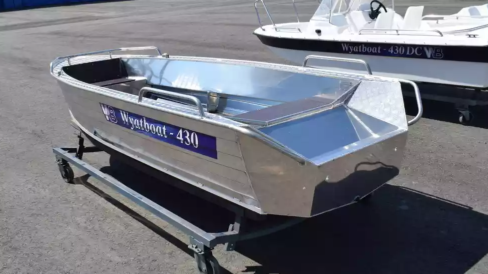 Алюминиевая лодка  Wyatboat-430М в Архангельске