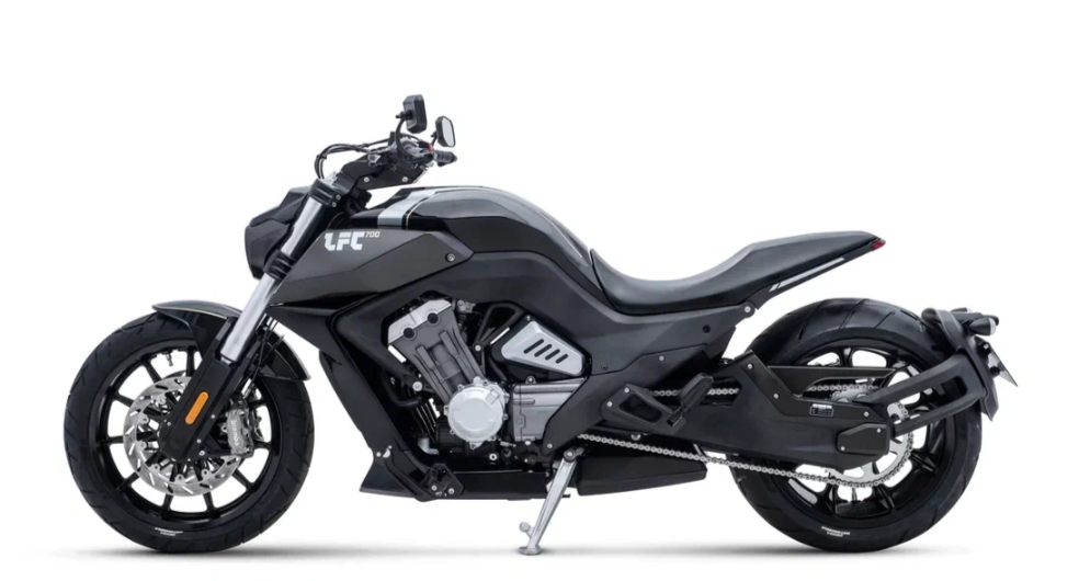 Мотоцикл Benda LFC 700 в Архангельске