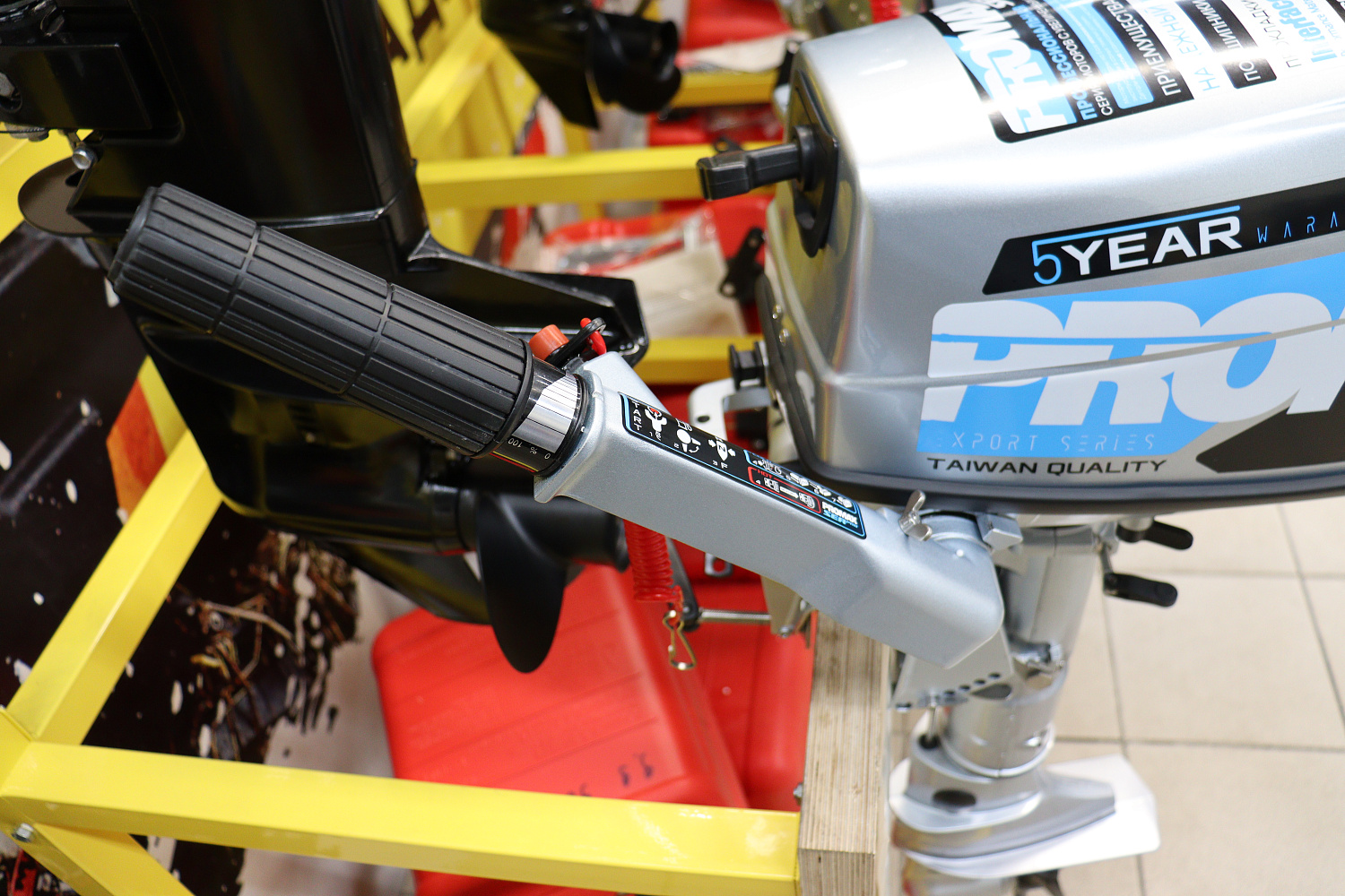 Лодочный мотор PROMAX SP5FHS (внешний бак 12 л) в Архангельске