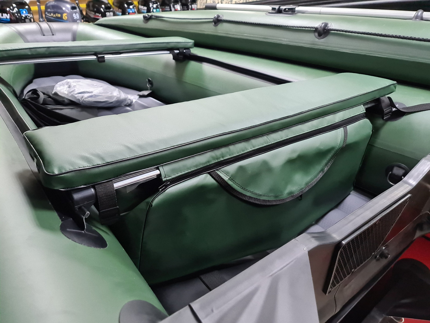 КОМПЛЕКТ МЯГКИХ НАКЛАДОК С СУМКОЙ ДЛЯ ЛОДОК 110Х20 ЗЕЛЕНЫЙ в Архангельске