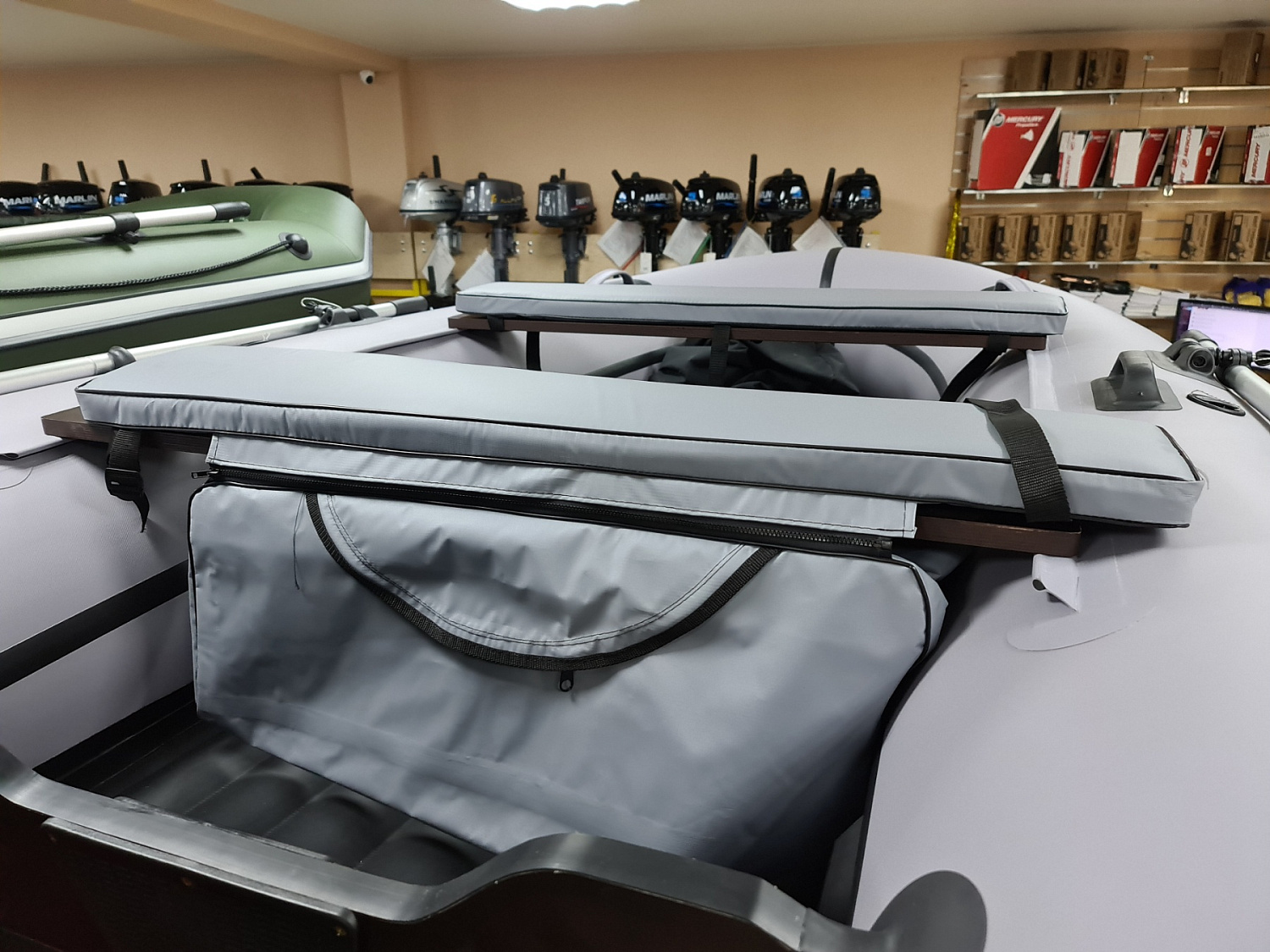 КОМПЛЕКТ МЯГКИХ НАКЛАДОК С СУМКОЙ ДЛЯ ЛОДОК 110Х20 СЕРЫЙ в Архангельске