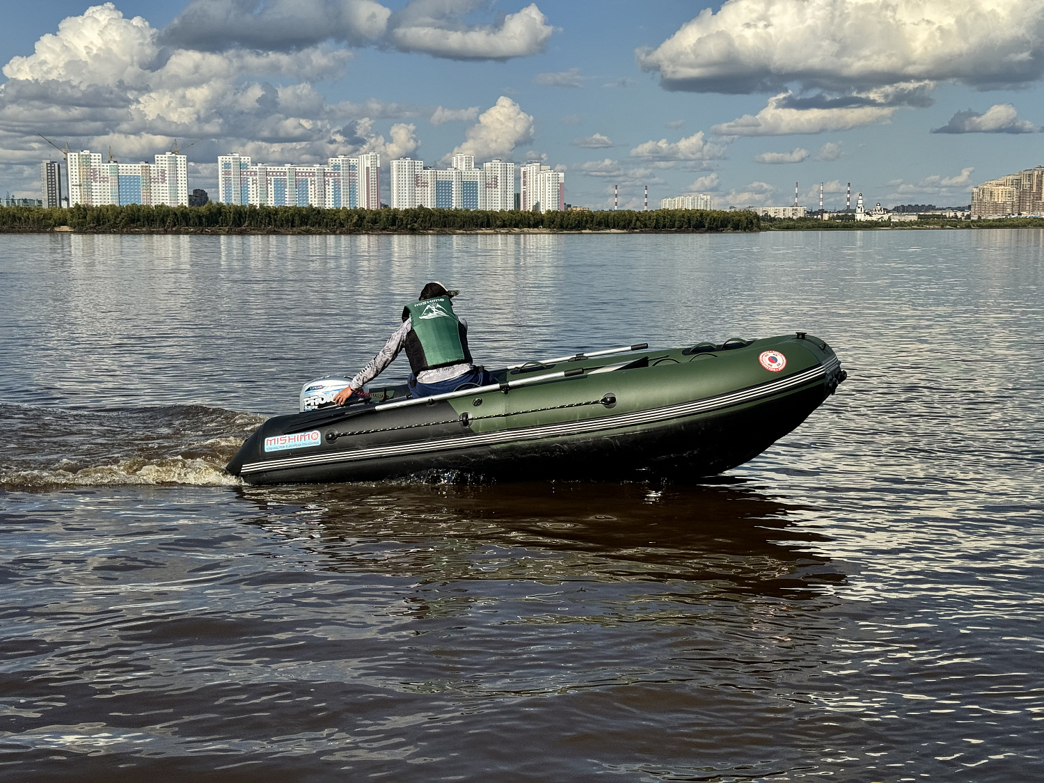 Лодка MISHIMO BIG FLOOR 400 в Архангельске