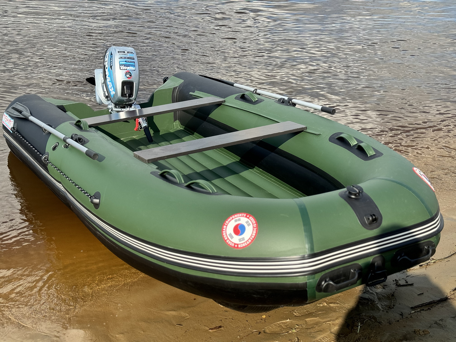 Лодка MISHIMO BIG FLOOR 400 в Архангельске