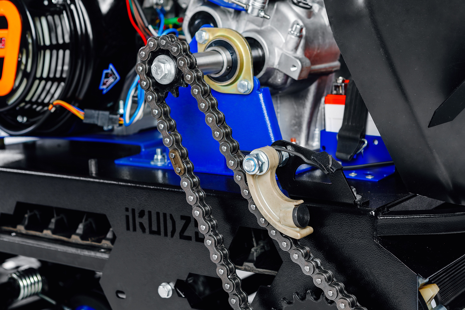 МОТОБУКСИРОВЩИК IKUDZO LONG 2.0 1700/500 EKR20 в Архангельске