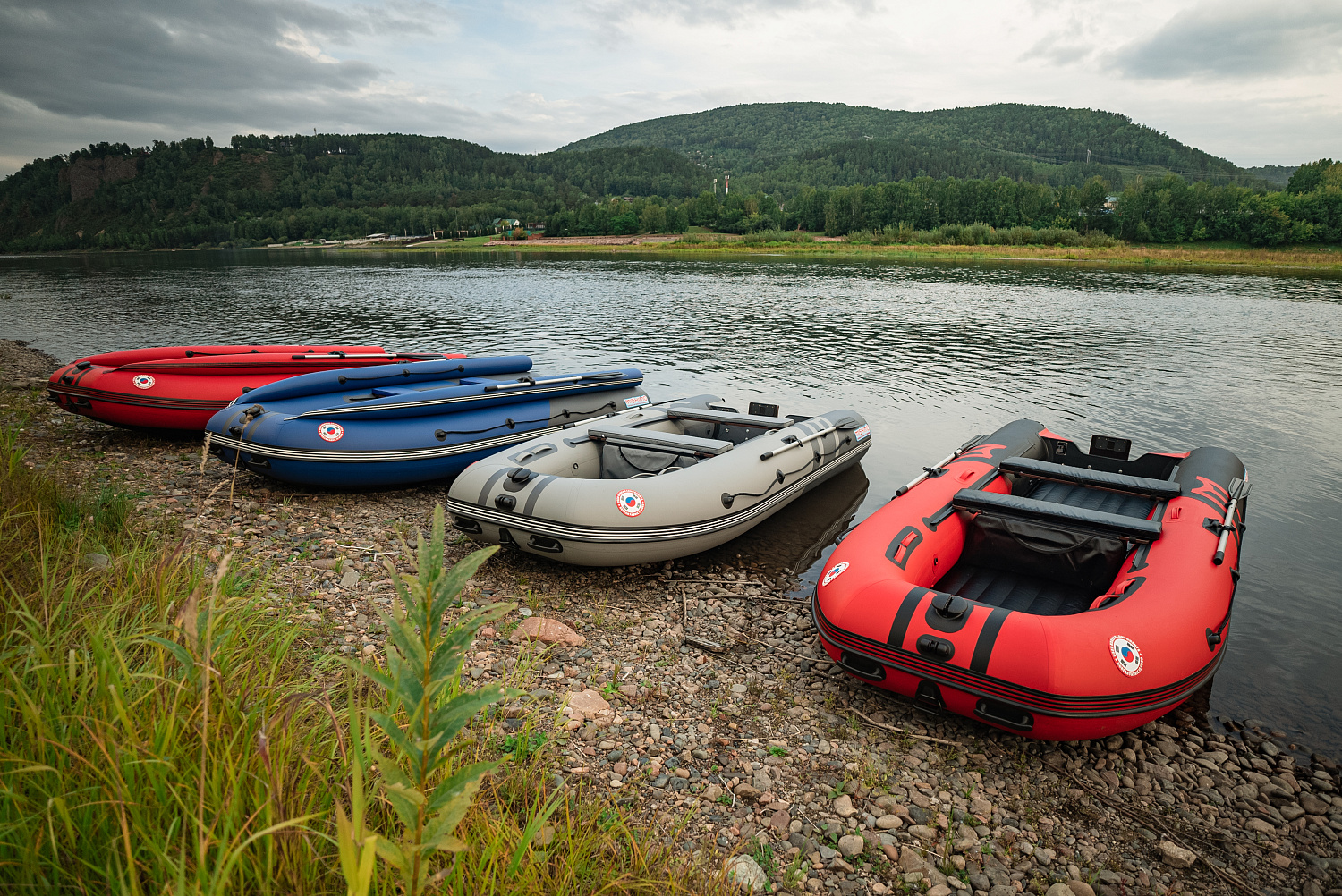 Лодка MISHIMO RIVER FJET PRO 400 под водомет в Архангельске